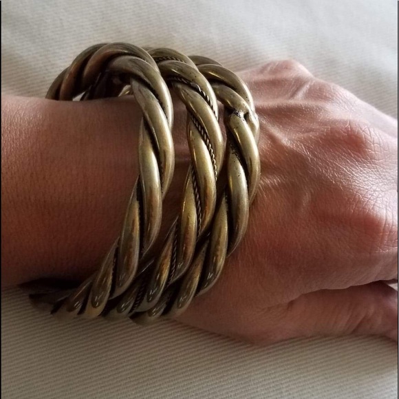 Statement Piece - 3 Brass Stackable bangles - Picture 3 of 4